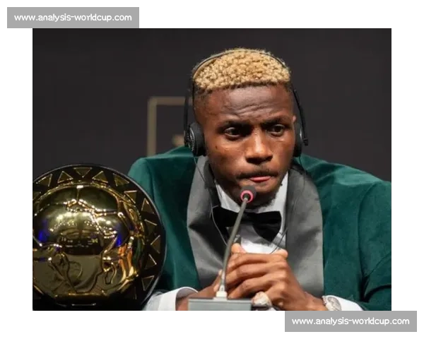 奥斯梅恩转会费飙升至 1 亿！那不勒斯铁心拒放意甲对手