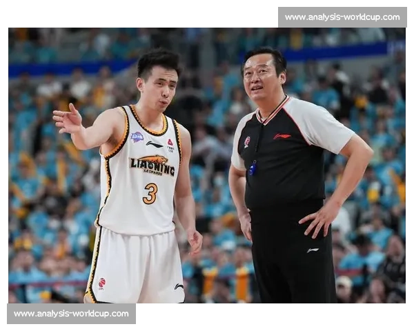 辽宁官宣休赛期首签！弗格离队成定局，赵继伟迎单核考验