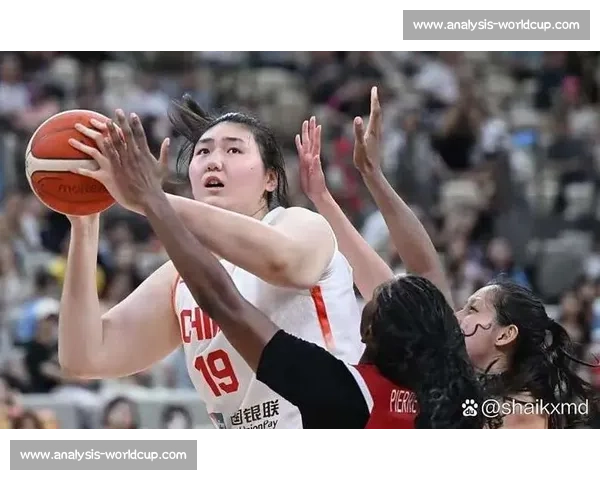 女篮狂胜 113 分引争议：专家称对手为旅游队，胜利含金量几何？