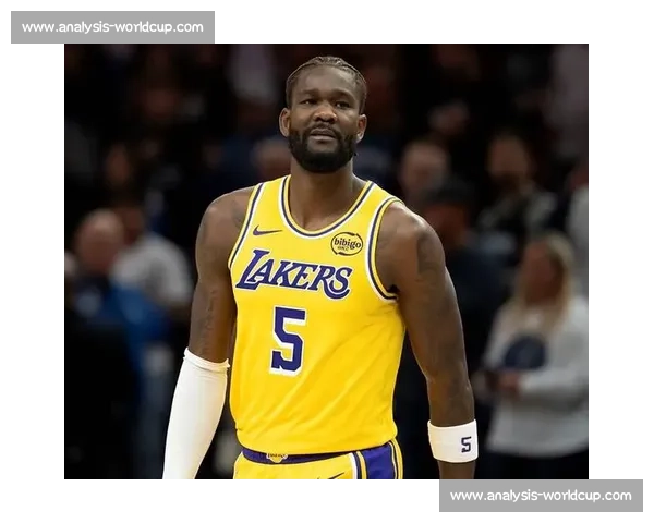 湖人 2 年 1660 万锁定艾顿！火箭截胡三目标，紫金军中锋赌局暗藏生死局