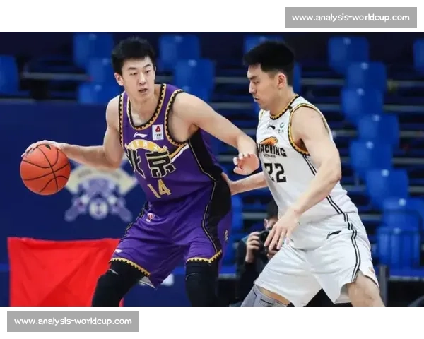 周睿羊速胜陈笑天 华东师大校友队升甲关键战图集