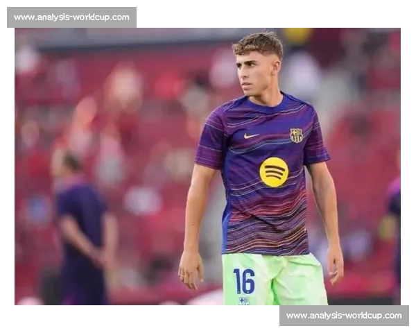 拜仁求购巴萨中场费尔明遭拒，球员表态铁心留守