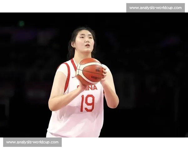 张子宇内线碾压 + 遭日本队恶意侵犯！中国女篮 3 人满分大胜
